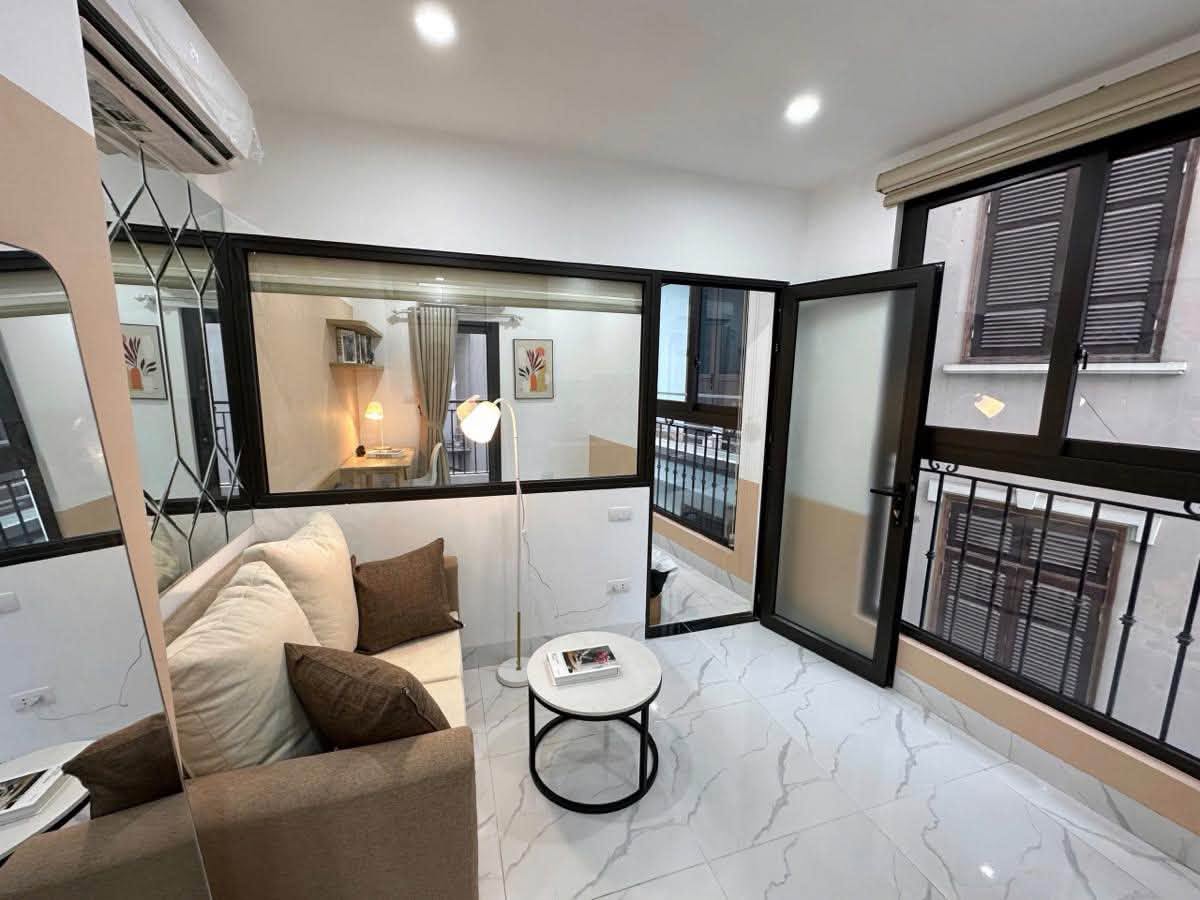 TÒA CĂN HỘ LÔ GÓC&nbsp; 2 MẶT NGÕ PHỐ ĐỘI CẤN 8 TẦNG THANG MÁY&nbsp;