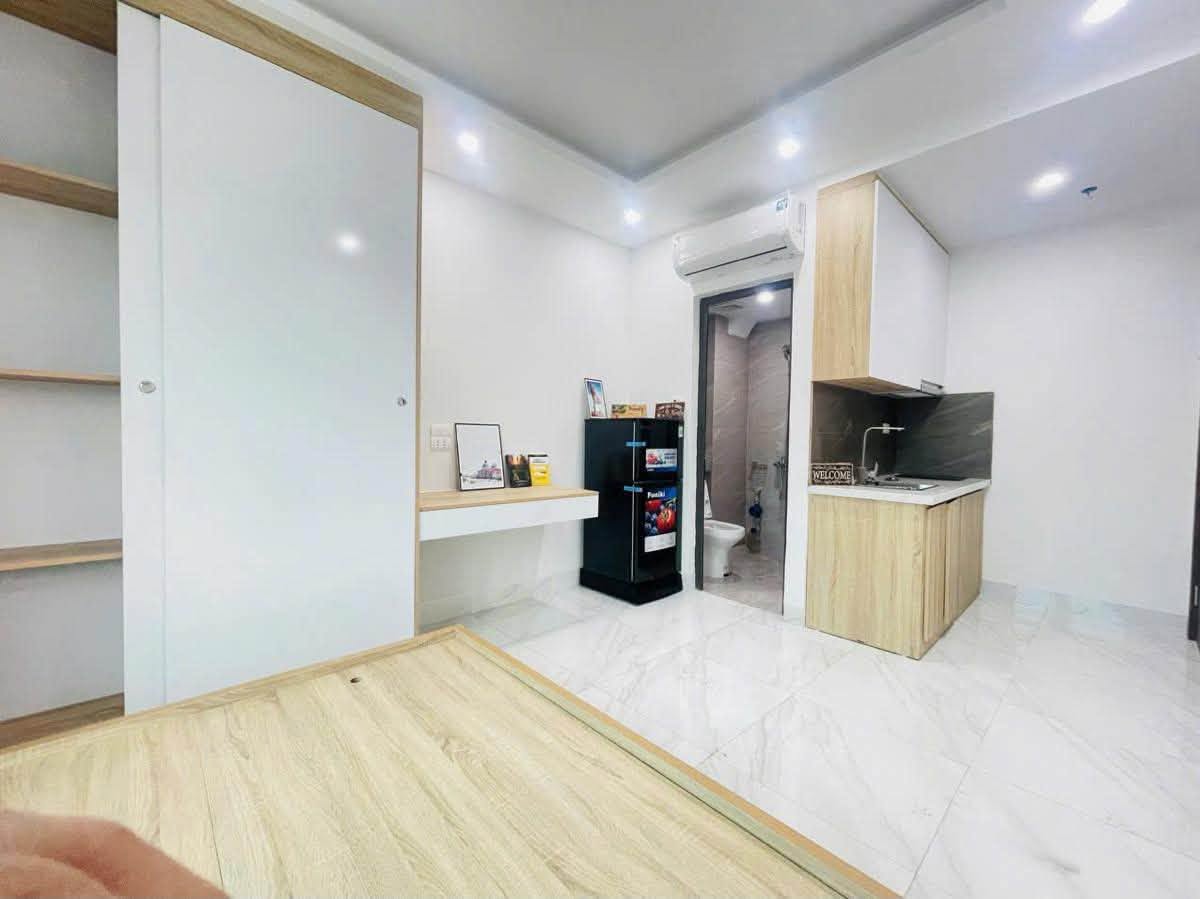 TÒA CĂN HỘ NGUYỄN AN NINH XÂY MỚI 8 TẦNG, ÔTÔ TRÁNH NHAU