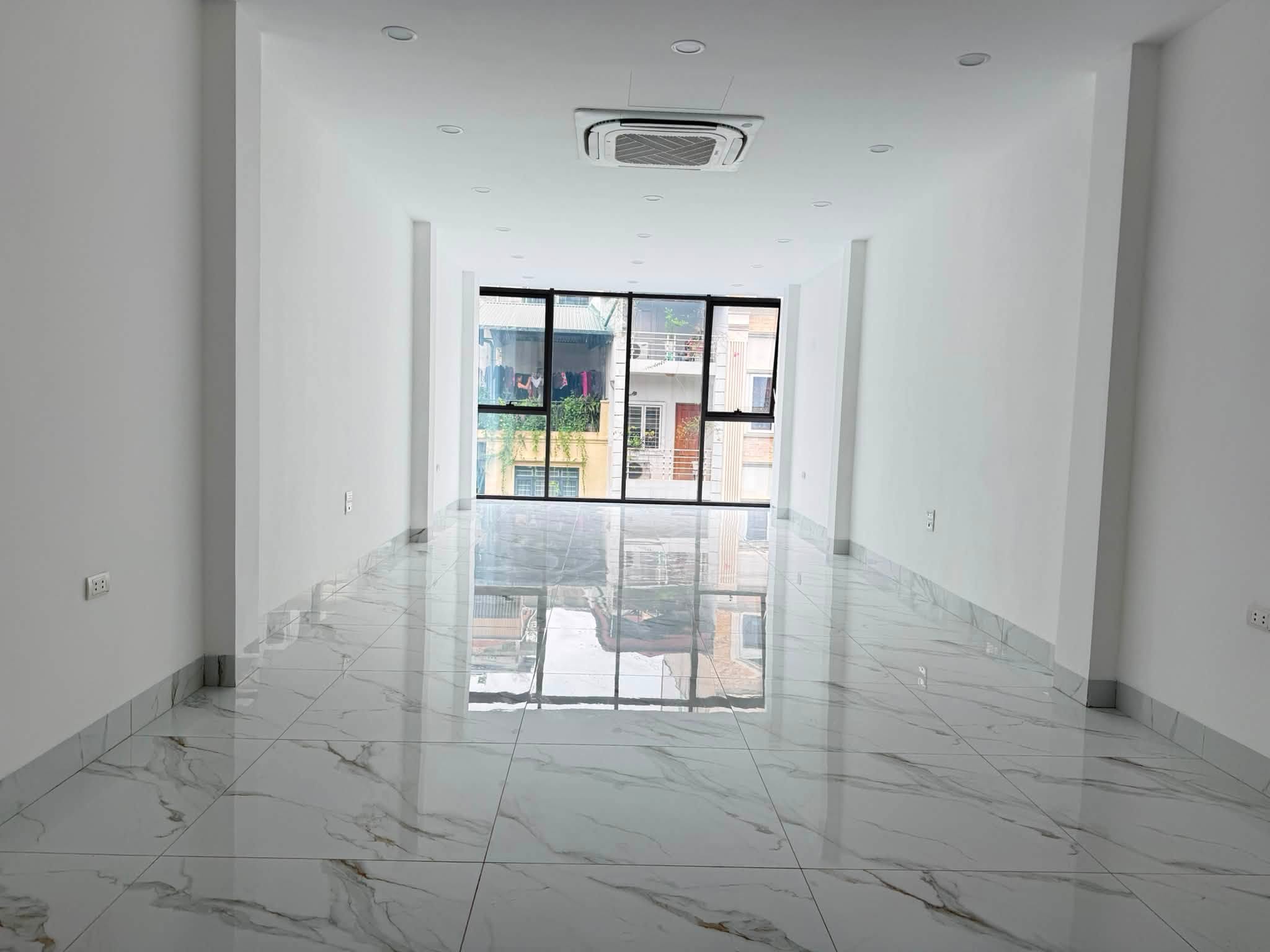 MẶT PHỐ THỤY KHUÊ XÂY MỚI 7 TẦNG THÔNG SÀN KINH DOANH